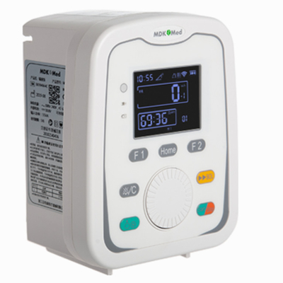 CE/ISO a approuvé le débit de la pompe 0.1-1800ml/h d'infusion d'hôpital
